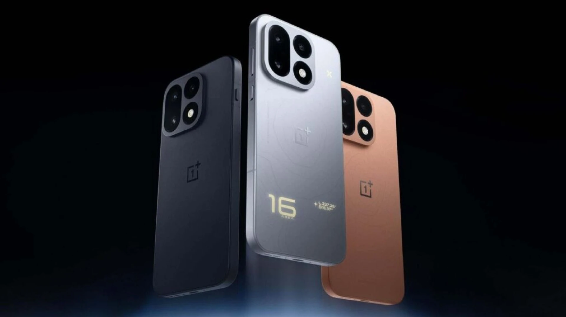 165 Hz Gücüyle OnePlus 16 Tanıtıldı!