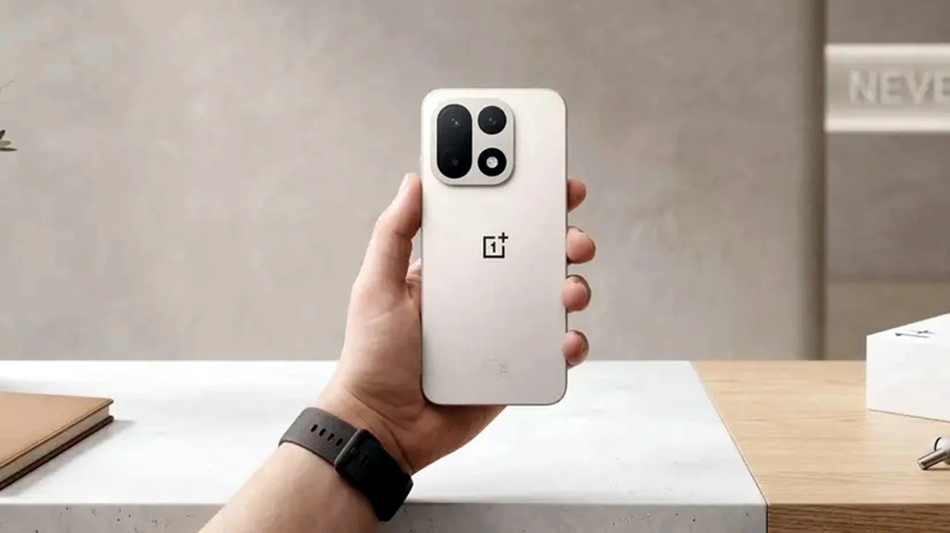 OnePlus 16'nın tüm özellikleri sızdırıldı: 185Hz ekran ve 9.000 mAh pil geliyor!