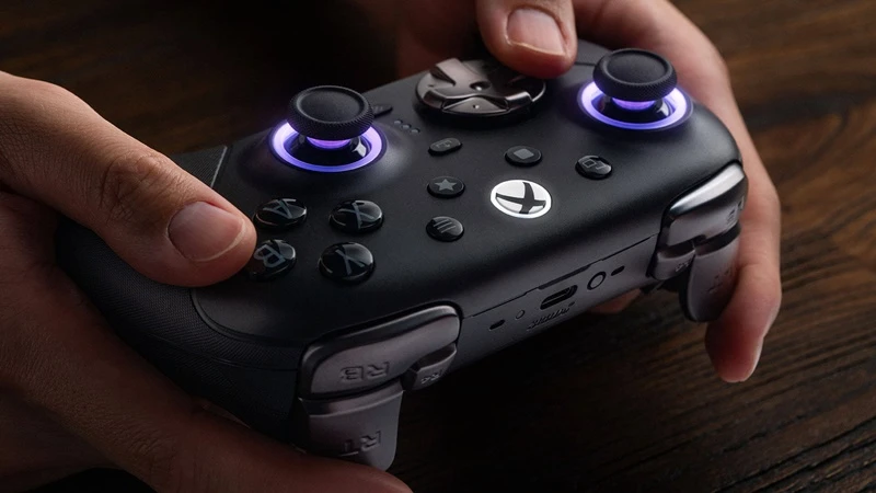 8bitdo-ultimate-3e-controller.webp