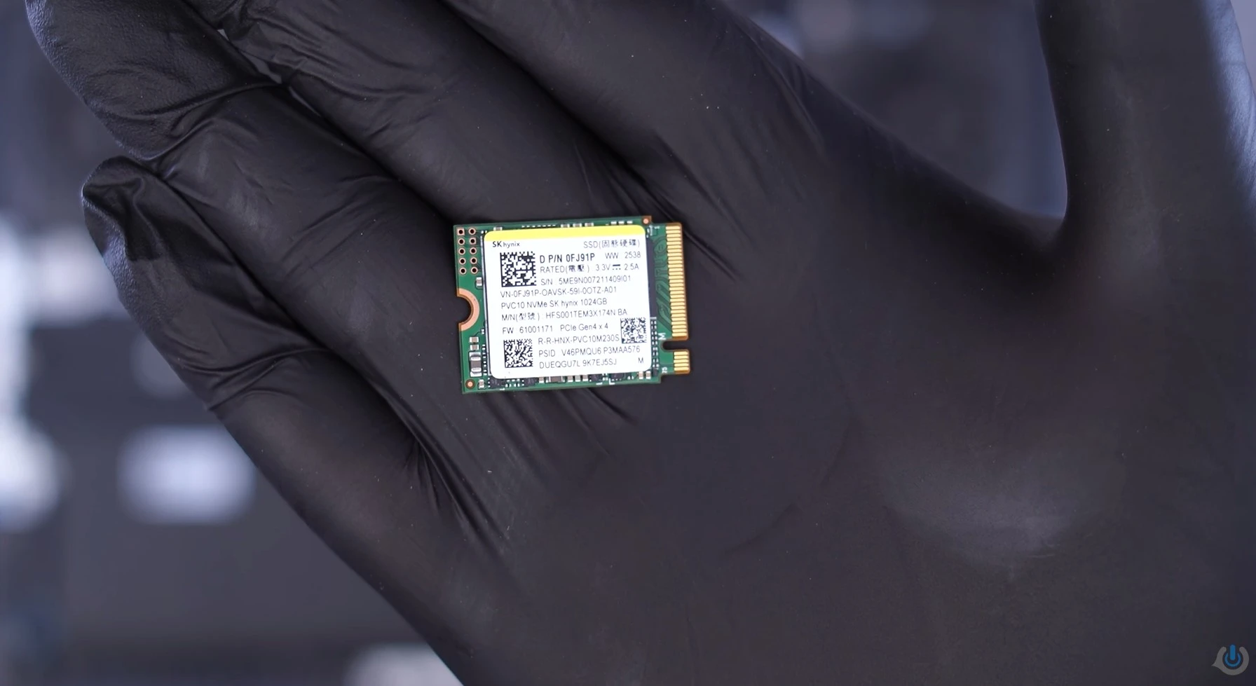 dell-alienware-16x-aurora-ac16251-ssd.webp