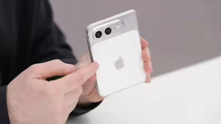 iPhone Ultra
