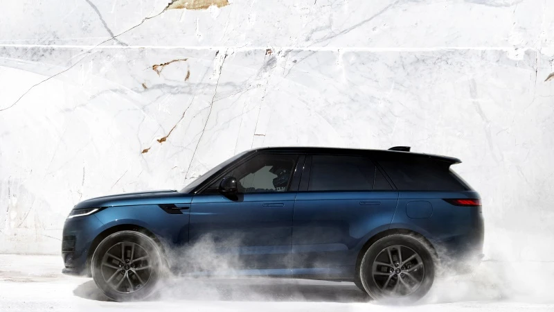 range-rover-sport-electric.webp