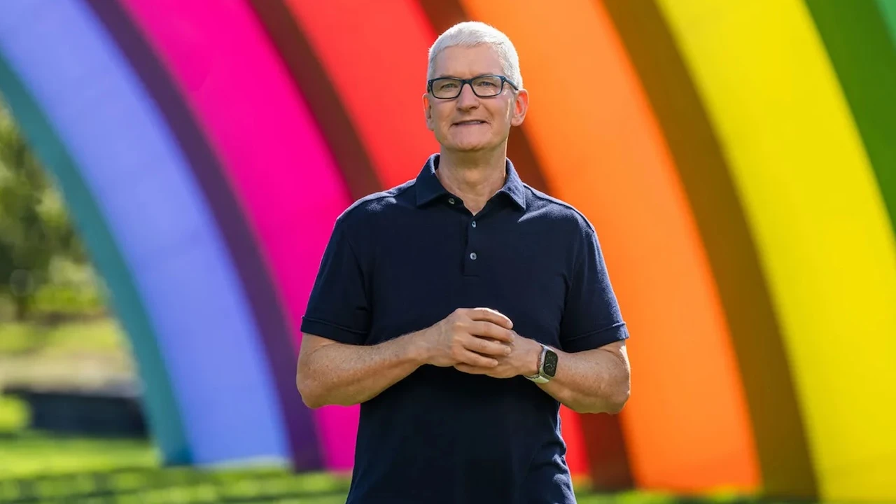 Tim Cook