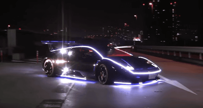 Neon Kaplamalı Lamborghini Murcielago
