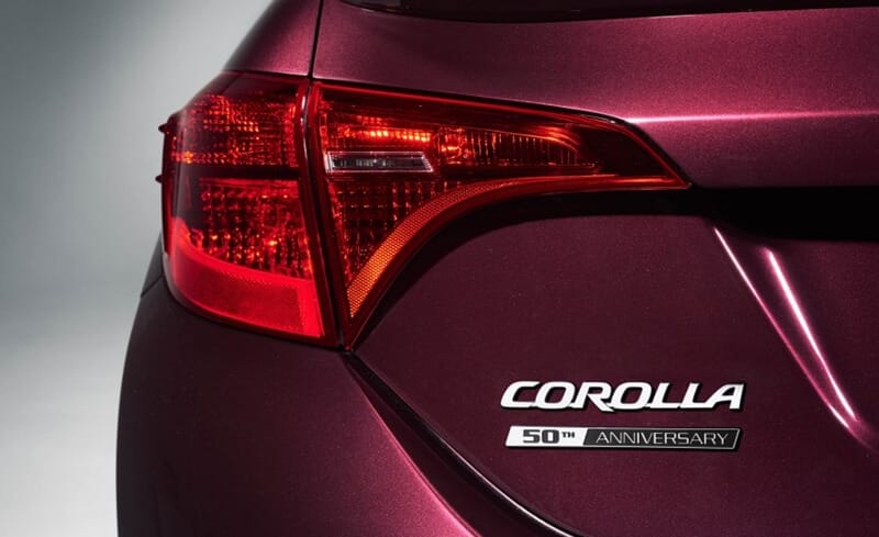 2017-Toyota-Corolla-20