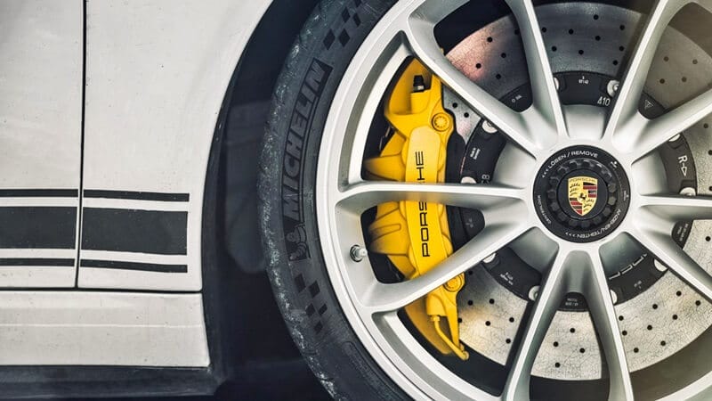 Yeni Karizma: Porsche 911 R