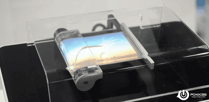 4K Samsung Katlanabilir Ekran Teknolojisi - Video