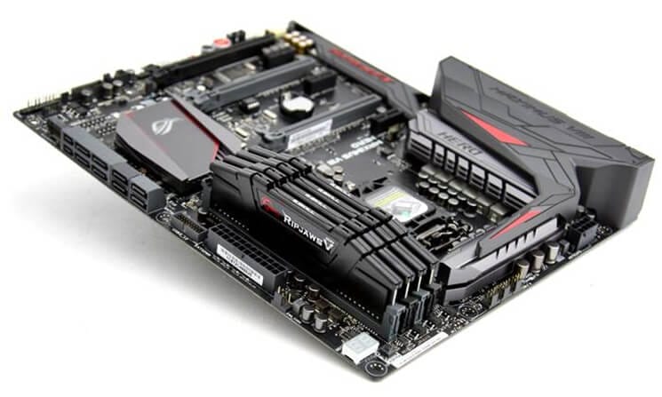 800 TL Anakart Önerisi: Asus Maximus VIII Hero
