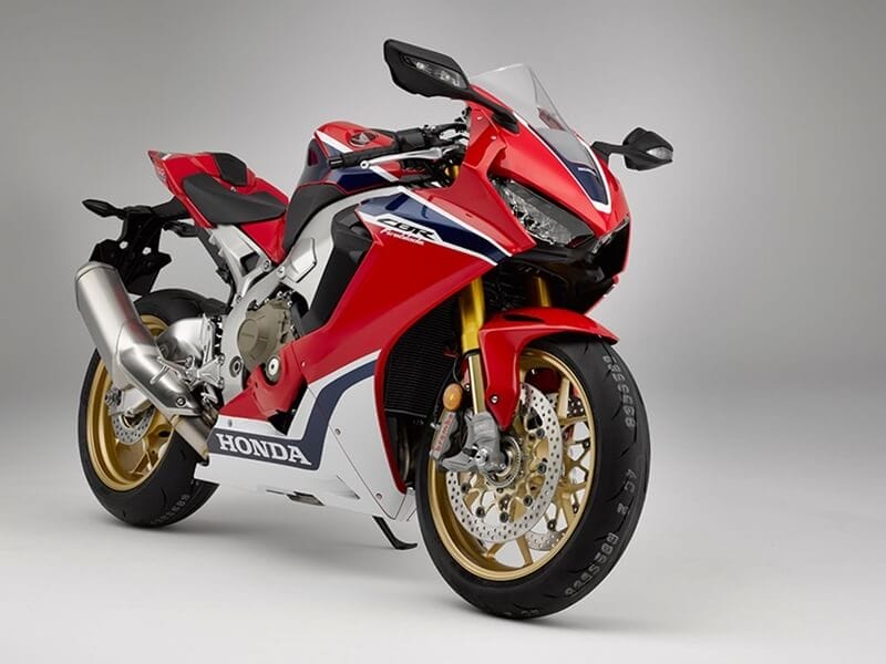 2017-cbr1000rr-fireblade-sp-007