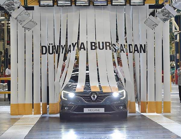 yeni-renault-megane-sedan-2017-001