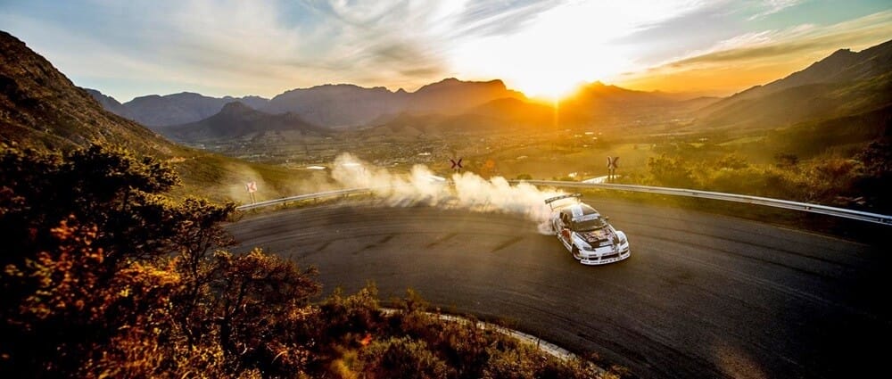 NFS'den Çıkma 812 Beygirlik Mazda RX-8 Drift Show