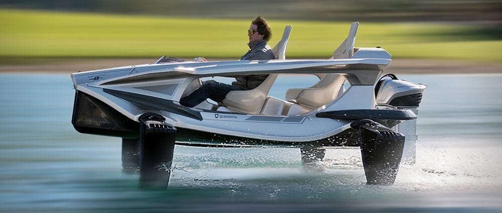 Suyun üzerinde uçabilen Quadrofoil Q2S adında elektrikli taşıt geliştirildi
