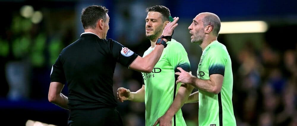 Futbolda artık Video Hakem teknolojisi kullanılıyor