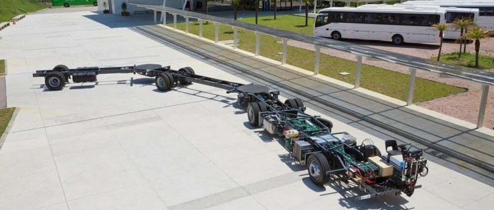 Dünyanın en uzun körüklü otobüsünü Volvo yapıyor