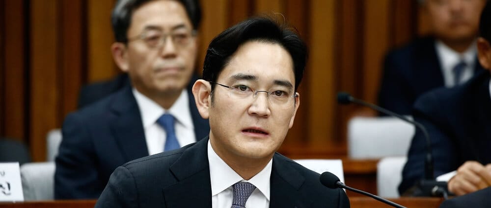 Samsung Başkan Yardımcısı Lee Jae-Yong yolsuzluktan tutuklandı