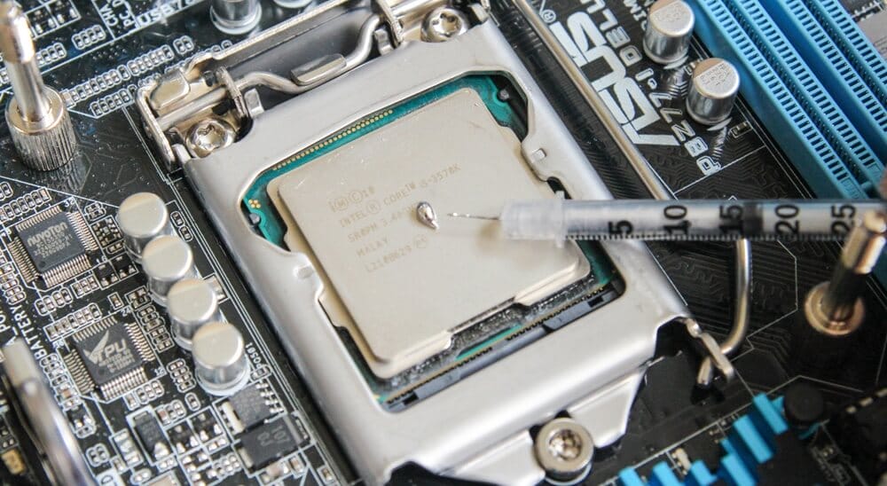 Soğutma İçin Termal Macun Seçerken Nelere Dikkat Etmeliyiz ?