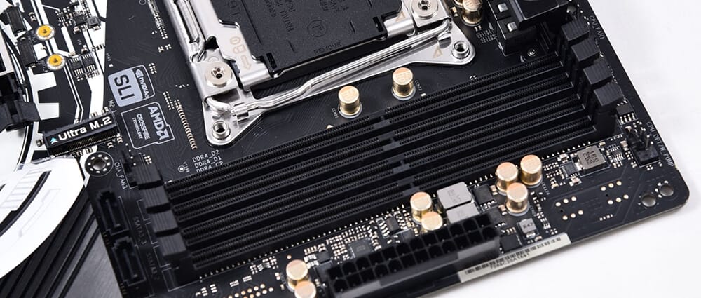 ASROCK X399 Profesyonel Gaming ve X399 Taichi Anakartlarını Duyurdu