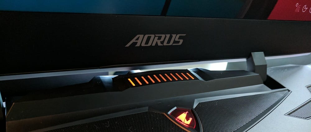 Dünyanın En İnce Oyun Laptop'u : Gigabyte Aorus X9