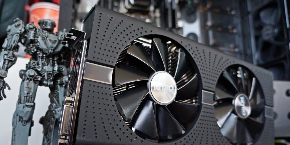 AMD Piyasada Bulunmayan Ekran Kartı Krizini Önlemek İçin Üretimi Başlattı