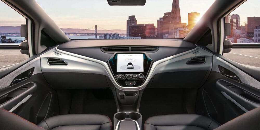 General Motors'dan Direksiyonsuz Ve Pedalsız Otomobil!