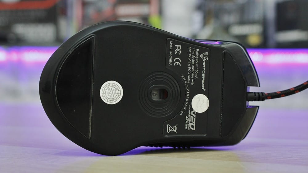 motospeed-v20-gaming-mouse-007.jpg