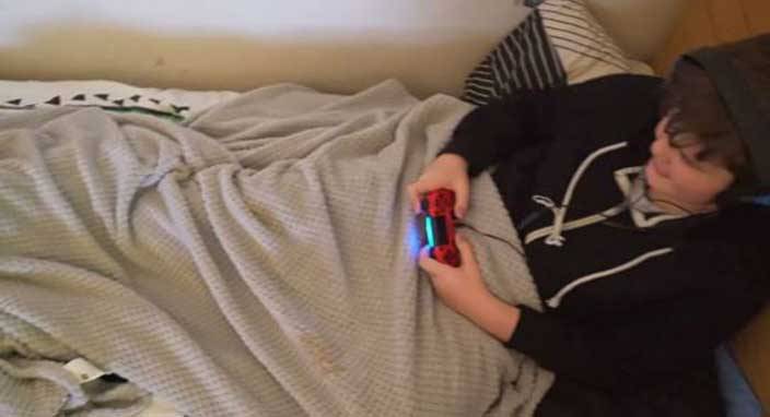 14 Yaşındaki Fortnite Bağımlısı Çocuk Annesini Dövdü!