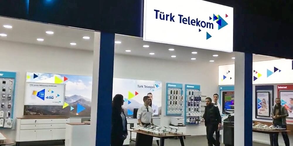 İstanbul Depremi Sonrası Türk Telekom Müşteri Kaybetti
