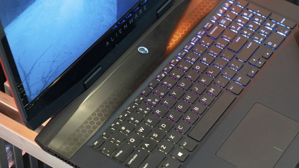Dell, Oyunculura Yönelik Geliştirdiği Yeni Dizüstü Bilgisayarı Alienware M17'yi Tanıttı!