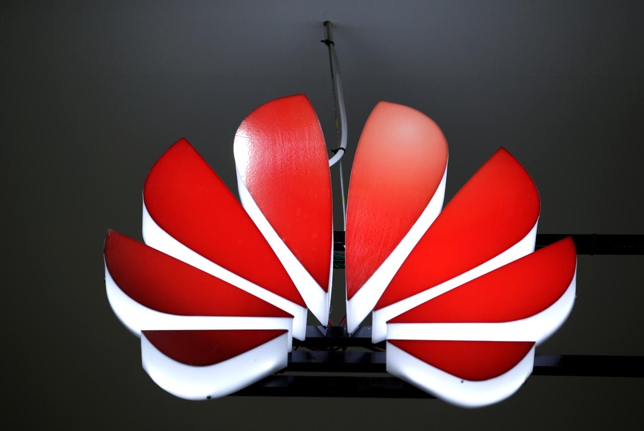 Huawei'ye Geçici Lisans İmkanı