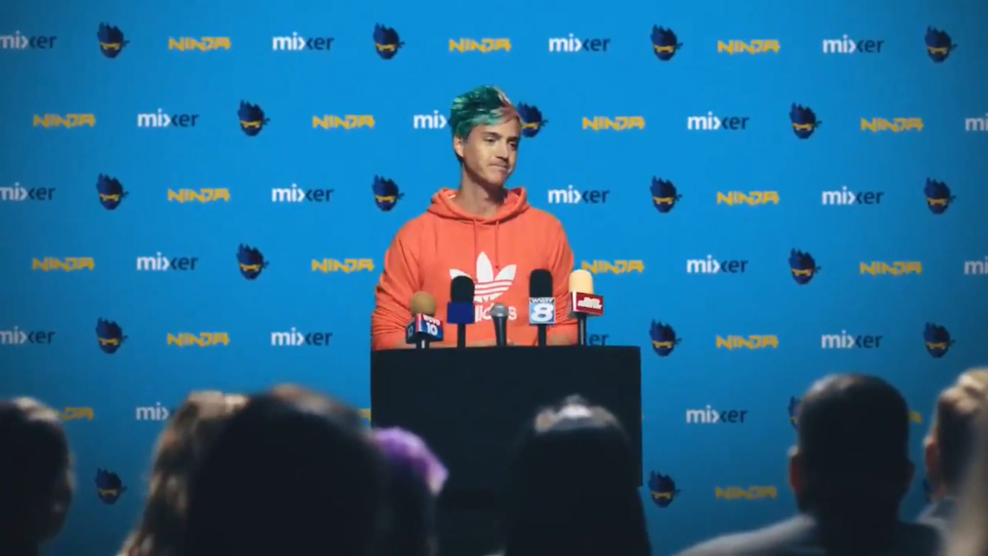 Popüler Twitch Yayıncısı Ninja, Mixer'e Geçti