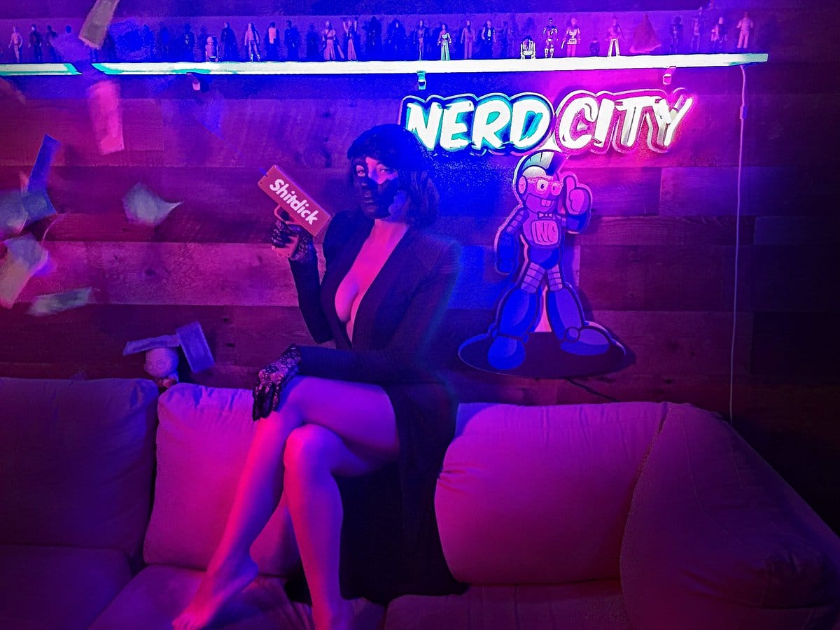 YouTube, İçerik Oluşturucularından Sadece 'Doğrulanma' İşaretini Almıyor