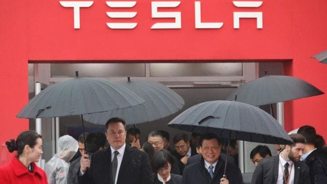 Tesla Çin'de Otomobil Üretimine Başlıyor