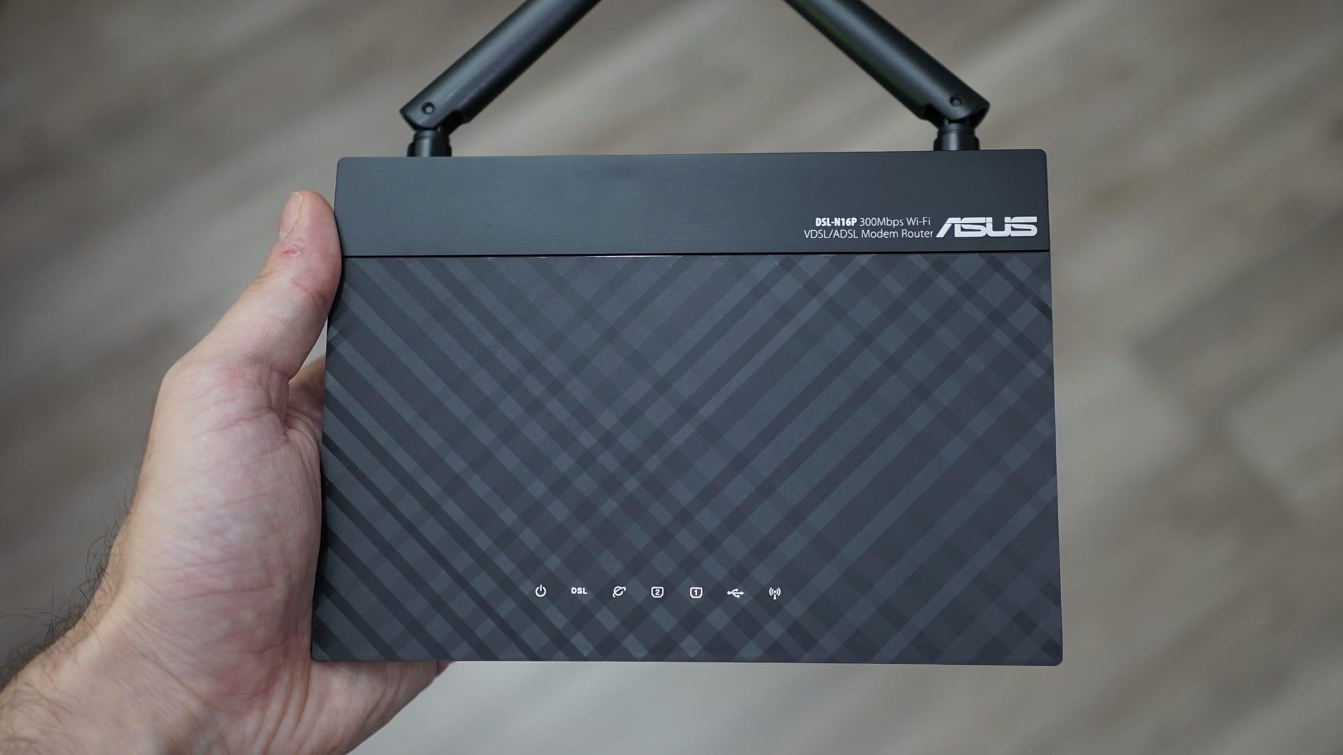 ASUS Wireless-N300 DSL-N16P Modem Router İncelemesi