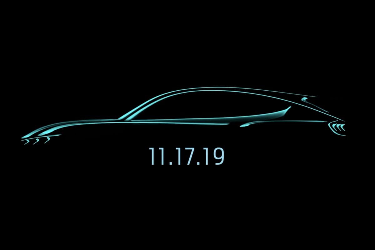 Ford, Mustang'dan Esinlenen SUV Arabasını Kasım'da Piyasaya Sürecek