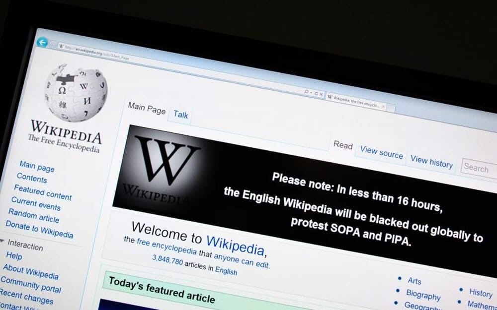 AYM Wikipedia'nın açılabilmesi için görüşme tarihi verdi