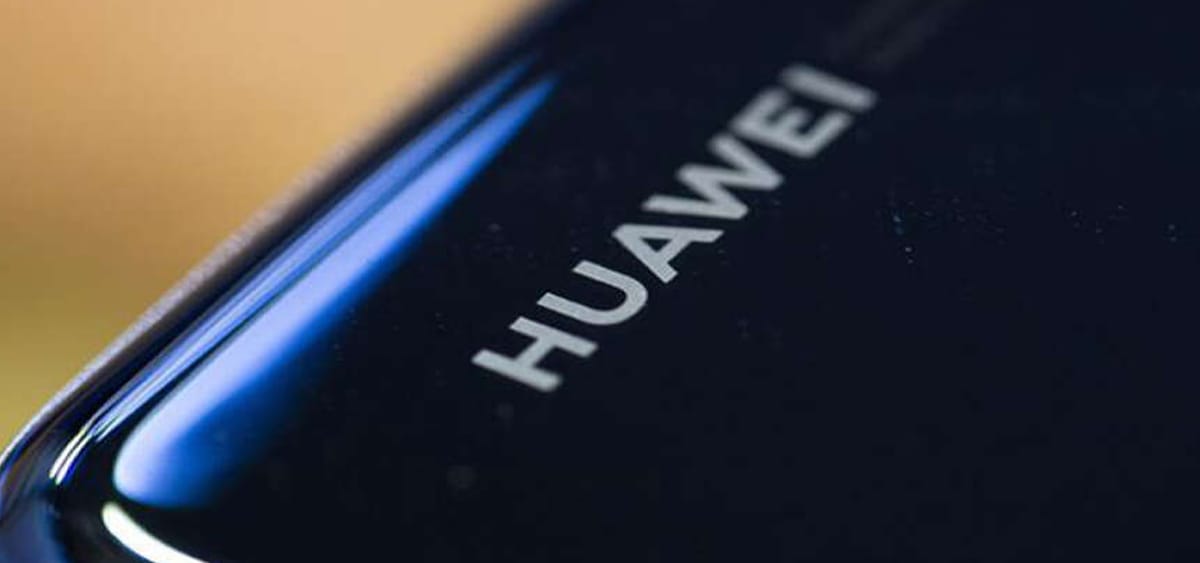 Huawei, Ekran Altı Parmak İzi Sensörüne Sahip Telefon Patenti Aldı!