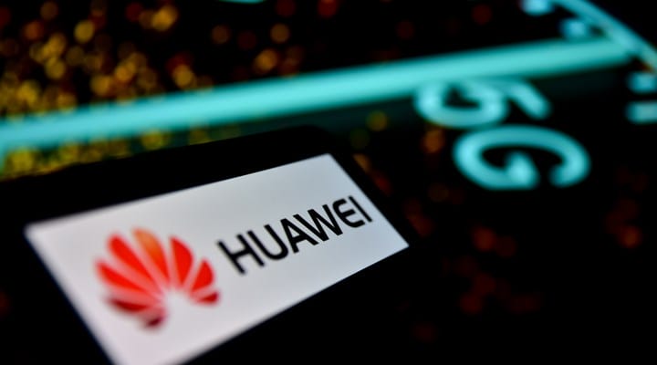 İngiltere 5G için Huawei'yi Yasakladı!