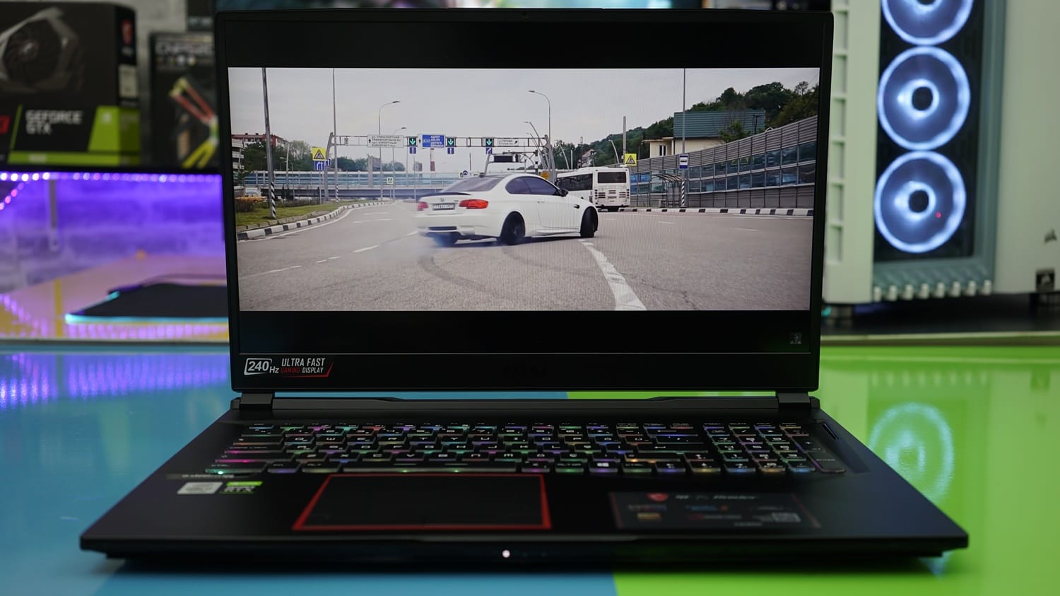 MSI GE75 Raider 10SGS Laptop İncelemesi