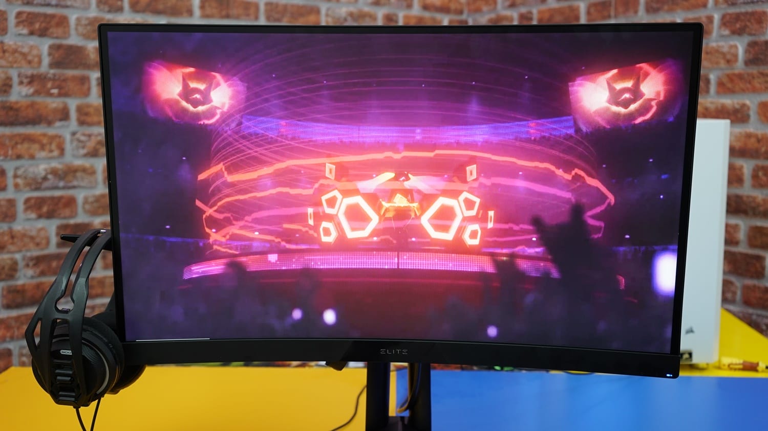 ViewSonic Elite XG270QC Monitör İncelemesi