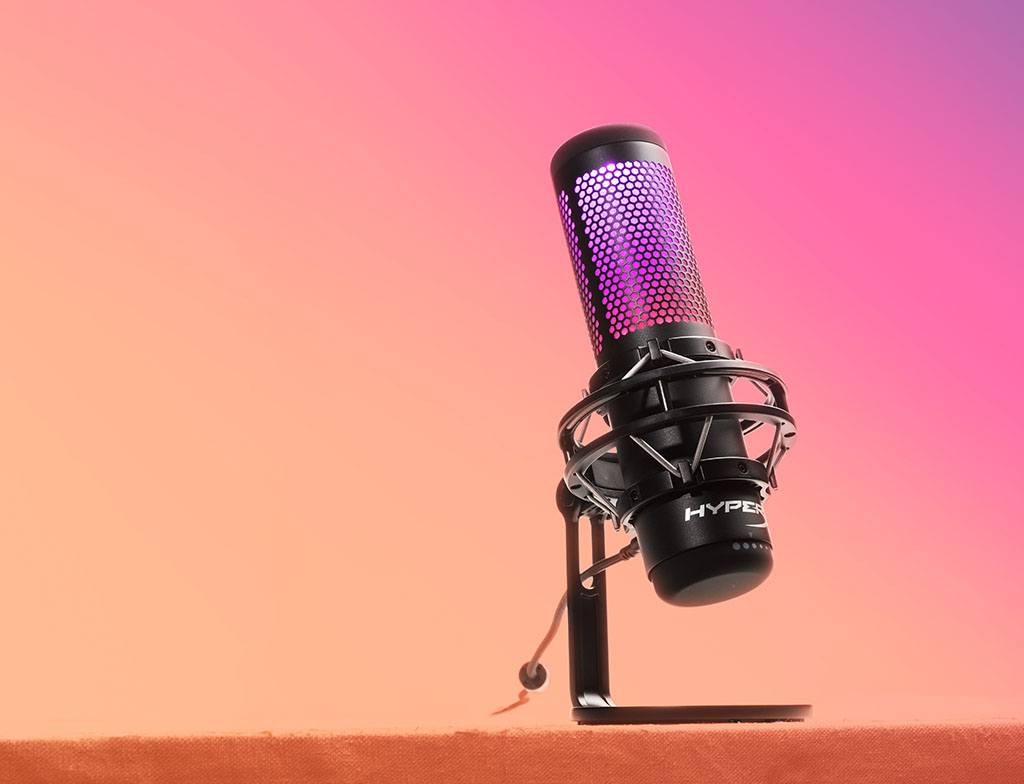 Oyuncular Hayran Kalacak: RGB Aydınlatmalı HyperX QuadCast S USB Mikrofon!