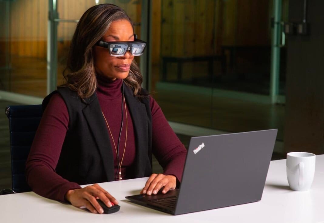 Lenovo'dan Akıllı Gözlük Geliyor