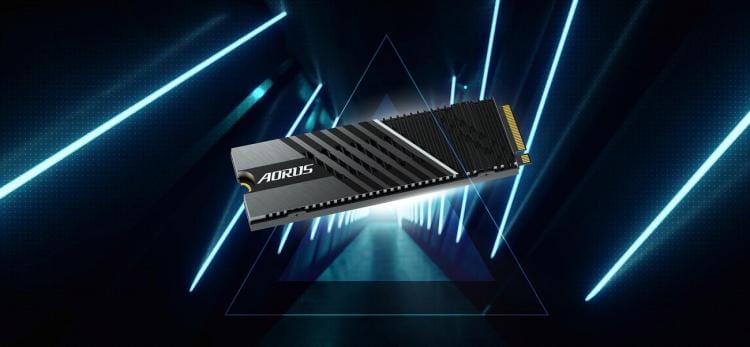 Gigabyte, PCIe 4.0 Aorus Gen4 7000s SSD'sini Duyurdu