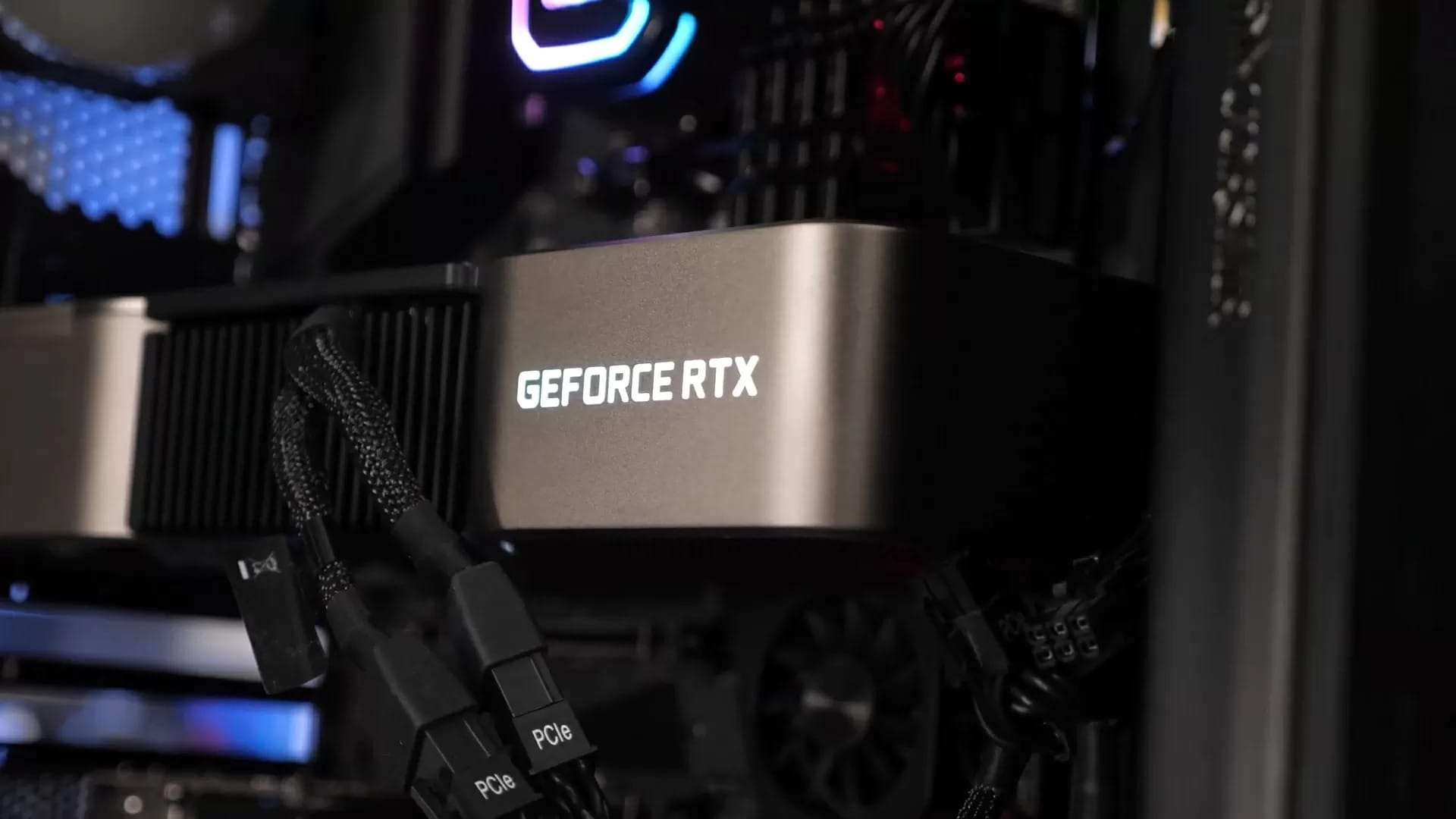 12 GB'lık RTX 3080 Ti'lar Kutularda Görüntülendi!