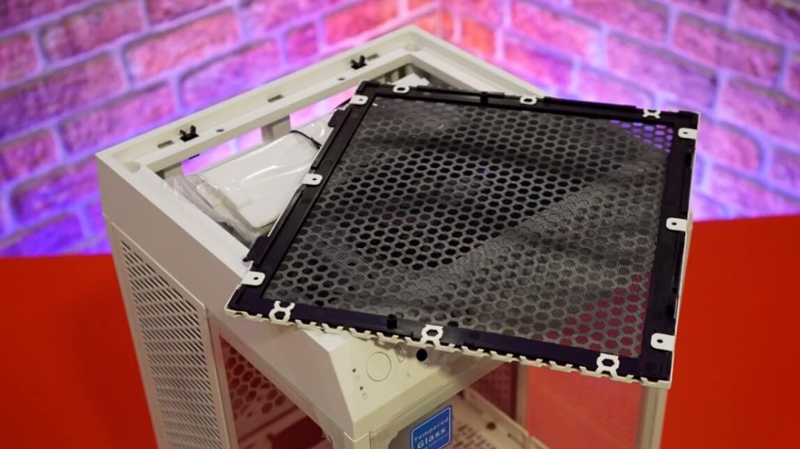 Thermaltake The Tower 100 Mini Chassis