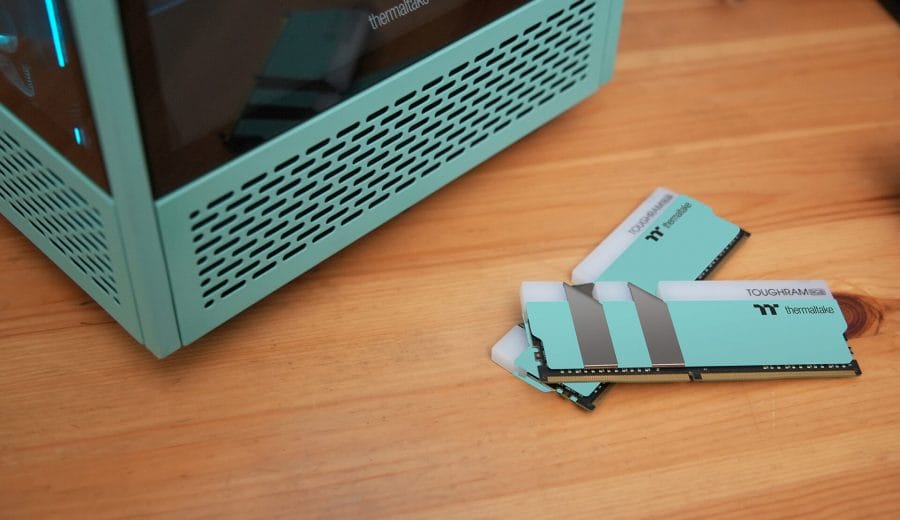 TOUGHRAM RGB Bellekler