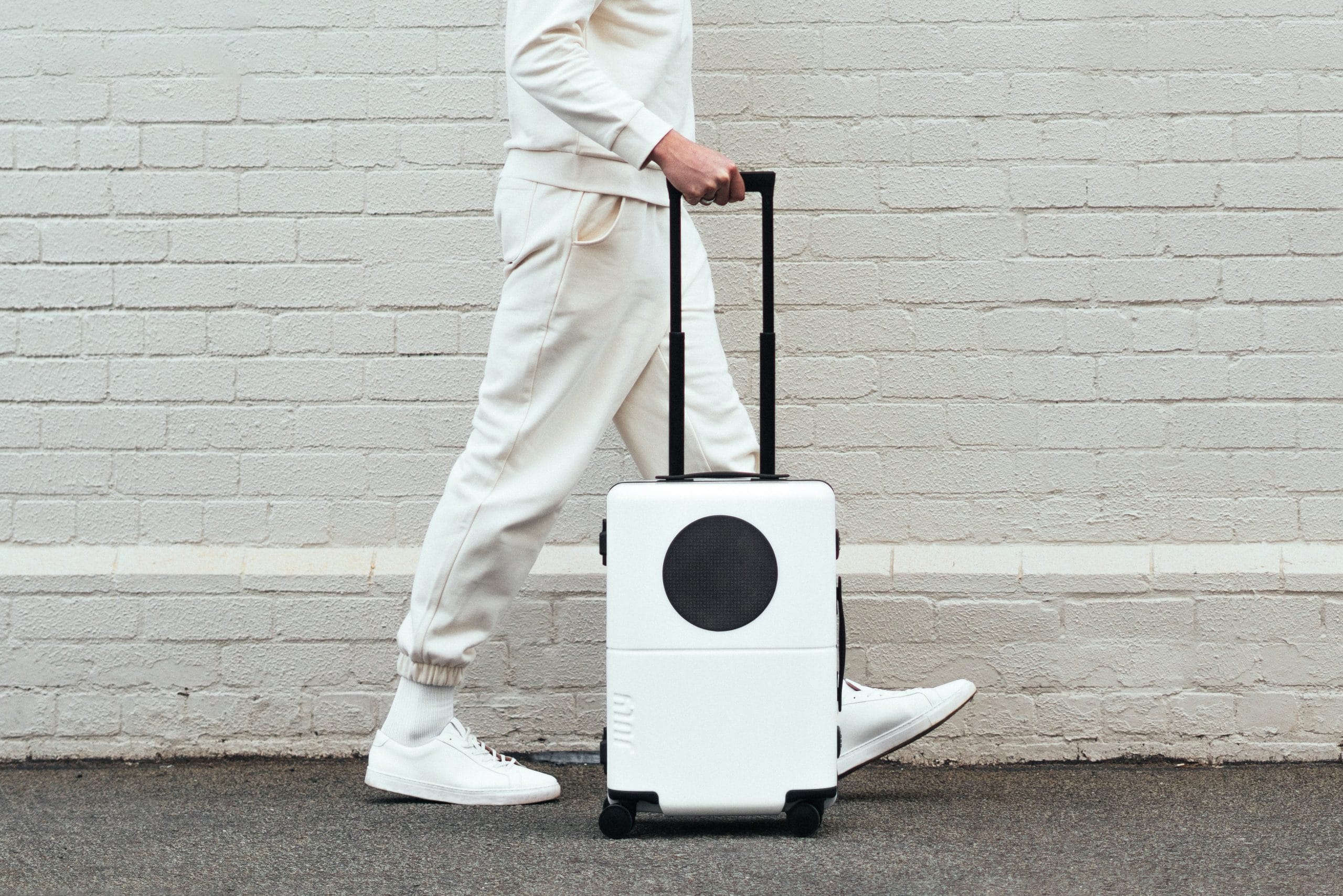 Xbox'ın Sınırlı Sayıda Ürettiği Series S Bavul ile Tanışın!