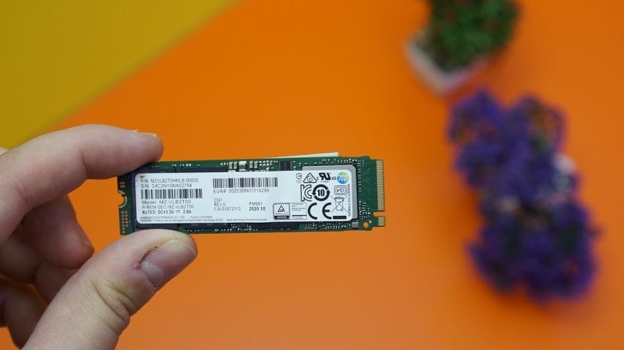 MSI GE76 Raider 10UH-225TR