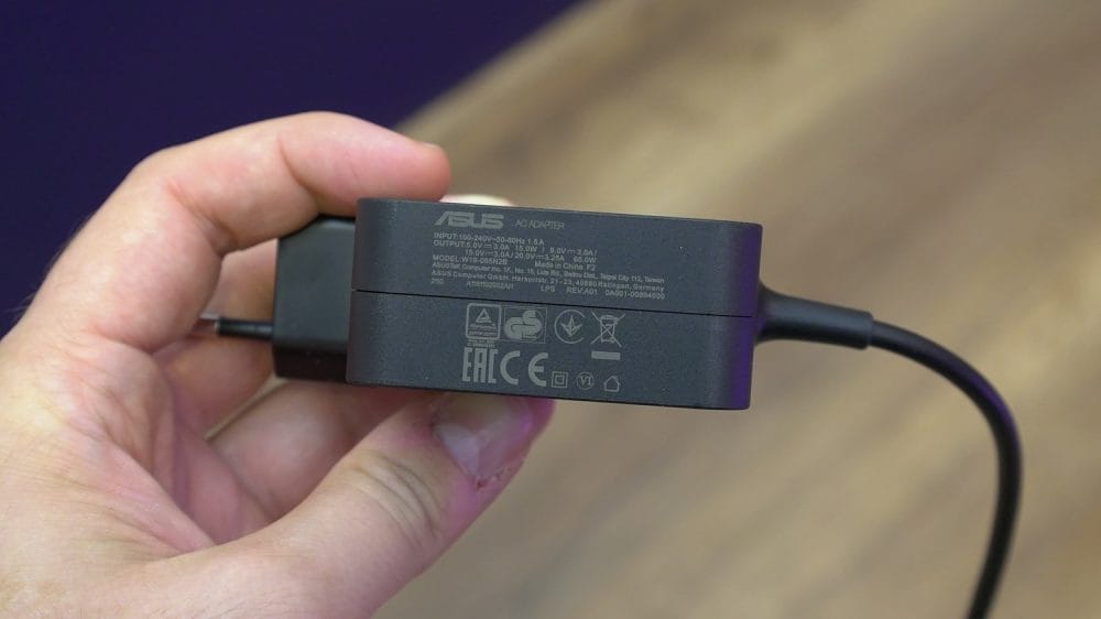 ASUS Zenbook 13 UX325