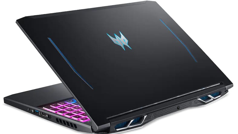 Acer Predator Helios 300 Tanıtıldı!