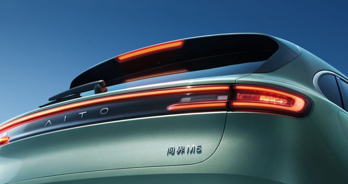 Huawei'in HarmonyOS İşletim Sistemine Sahip Arabası AITO M5, Dağıtıma Başladı!